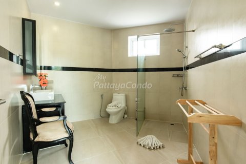 House in Sattahip, Thailand 5 bedrooms № 115757 - photo 22