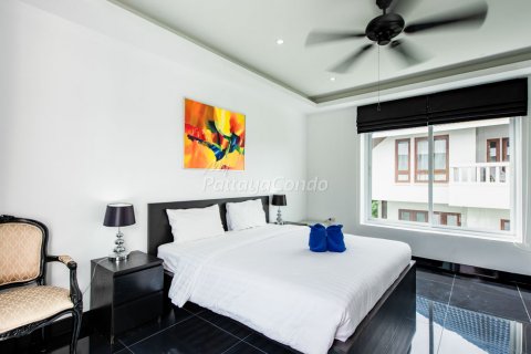 House in Sattahip, Thailand 5 bedrooms № 115757 - photo 23