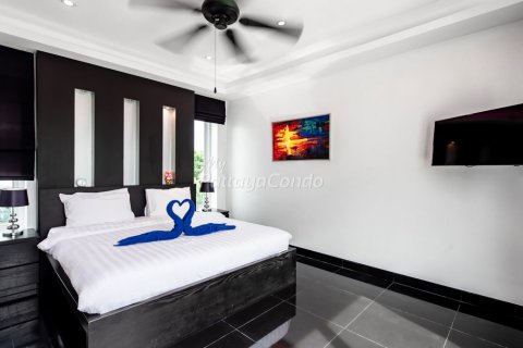 House in Sattahip, Thailand 5 bedrooms № 115757 - photo 18