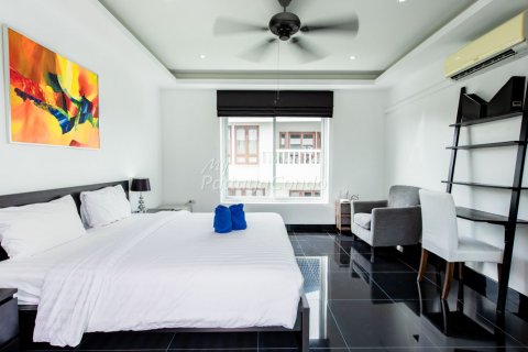 House in Sattahip, Thailand 5 bedrooms № 115757 - photo 24