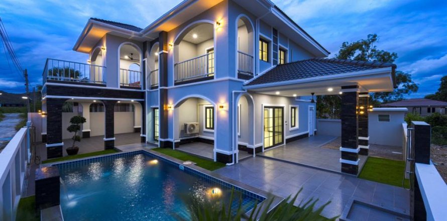 Вилла в Хуа Хине, Таиланд с 4 спальнями  № 132554