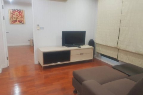 Кондоминиум с 2 спальнями в Бангкоке, Таиланд № 132553 - фото 2