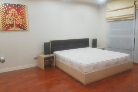 Кондоминиум с 2 спальнями в Бангкоке, Таиланд № 132553 - фото 6