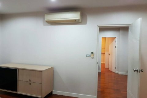 Кондоминиум с 2 спальнями в Бангкоке, Таиланд № 132553 - фото 5