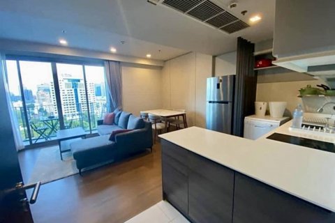 Кондоминиум с 2 спальнями в Бангкоке, Таиланд № 104357 - фото 1