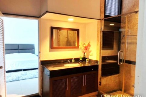 Дом в Паттайе, Таиланд с 7 спальнями  № 132326 - фото 9