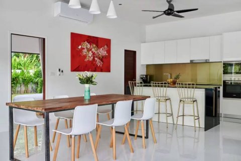 Villa in Ko Samui, Thailand 4 bedrooms № 124500 - photo 8