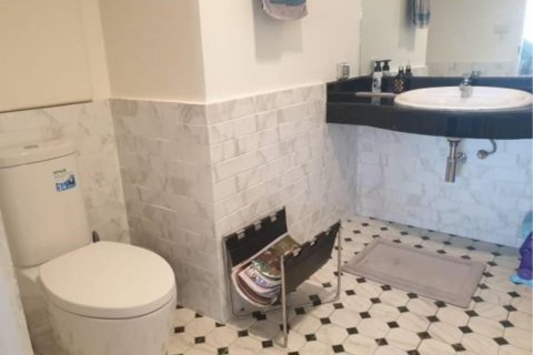 Condo in Watthana, Bangkok, Thailand, 4 bedrooms  № 123638 - photo 16