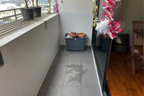 Condo in Khlong Toei, Bangkok, Thailand, 3 bedrooms  № 123639 - photo 23