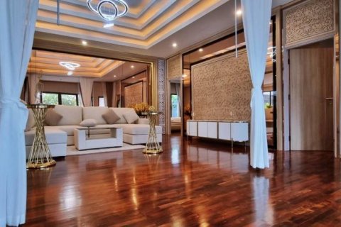 Вилла в Паттайе, Таиланд с 3 спальнями  № 85809 - фото 4