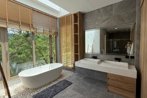 Villa in Phuket, Thailand 5 bedrooms № 70783 - photo 16