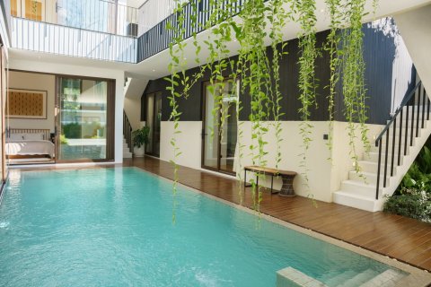 Villa in Bang Tao, Thailand 4 bedrooms № 70781 - photo 2