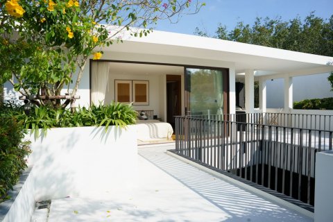 Villa in Bang Tao, Thailand 4 bedrooms № 70781 - photo 11