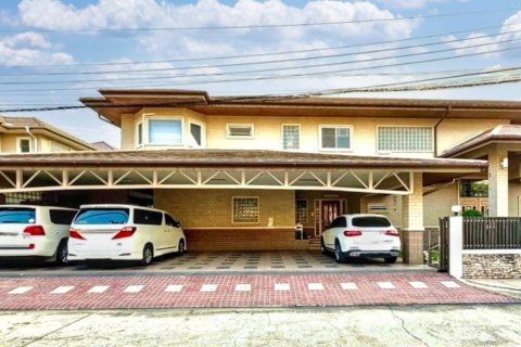 Дом в Пак Крете, Таиланд с 5 спальнями  № 124794 - фото 1