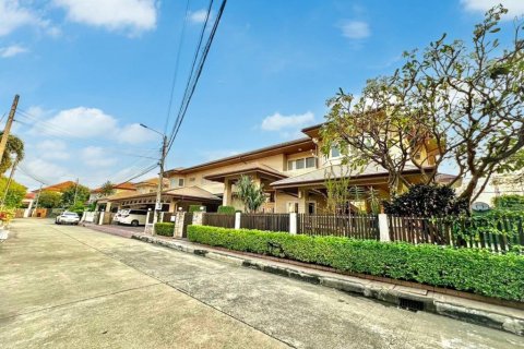 Дом в Пак Крете, Таиланд с 5 спальнями  № 124794 - фото 2