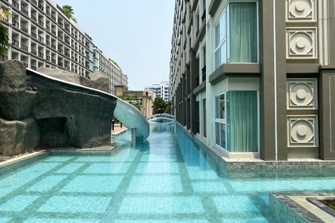 Apartment in Pattaya, Thailand 384 bedrooms № 123291 - photo 19