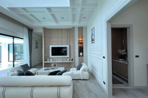 Villa in Pattaya, Thailand 4 Schlafzimmer № 123295 - Foto 10