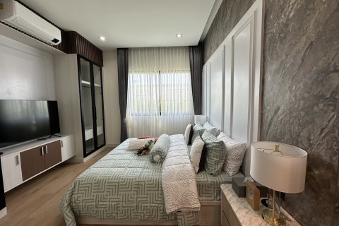 Villa in Pattaya, Thailand 4 Schlafzimmer № 123295 - Foto 5