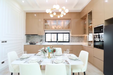 Villa in Pattaya, Thailand 4 bedrooms № 123295 - photo 26