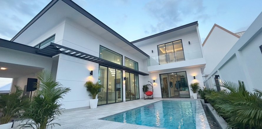 Вилла в Паттайе, Таиланд с 3 спальнями  № 123293