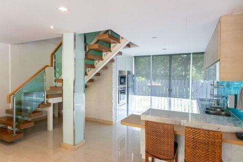 Кондоминиум с 3 спальнями в Хуа Хине, Таиланд № 125153 - фото 13