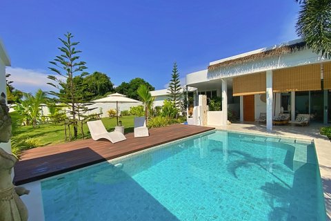 Дом в Хуа Хине, Таиланд с 3 спальнями № 125150 - фото 2