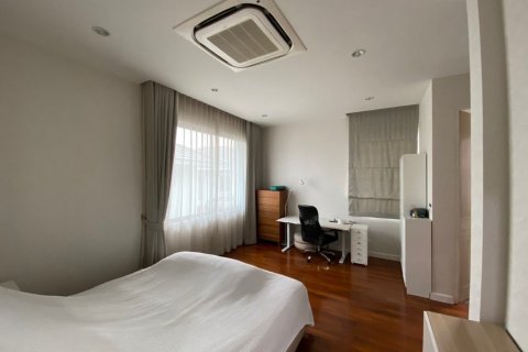 House in Phasi Charoen, Bangkok, Thailand 5 bedrooms № 141296 - photo 10