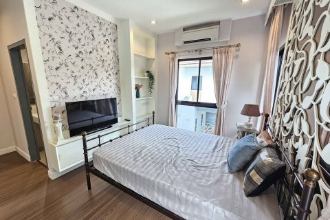 House in Prawet, Bangkok, Thailand 5 bedrooms № 123902 - photo 6