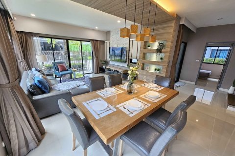 House in Prawet, Bangkok, Thailand 5 bedrooms № 123902 - photo 11