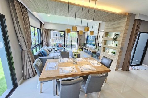 House in Prawet, Bangkok, Thailand 5 bedrooms № 123902 - photo 19