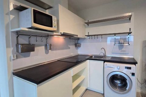 Condo in Khlong Toei, Bangkok, Thailand, 2 bedrooms  № 123904 - photo 13
