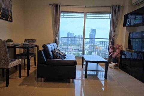 Condo in Khlong Toei, Bangkok, Thailand, 2 bedrooms  № 123904 - photo 2