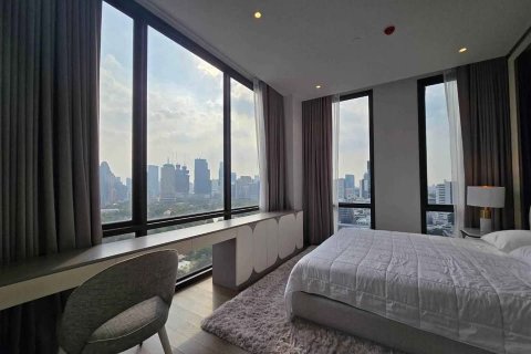 Condo in Pathum Wan, Bangkok, Thailand, 2 bedrooms  № 123908 - photo 12