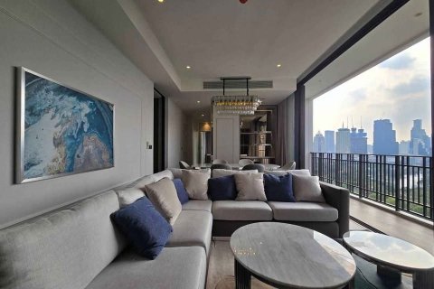 Condo in Pathum Wan, Bangkok, Thailand, 2 bedrooms  № 123908 - photo 13