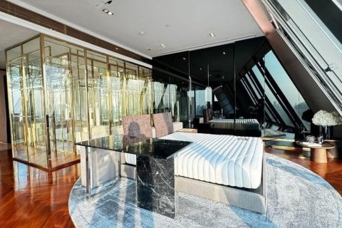 Condo in Watthana, Bangkok, Thailand, 3 bedrooms  № 123903 - photo 6