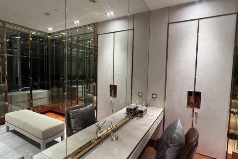 Condo in Watthana, Bangkok, Thailand, 3 bedrooms  № 123903 - photo 13