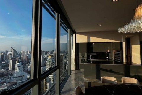 Condo in Watthana, Bangkok, Thailand, 3 bedrooms  № 123903 - photo 19