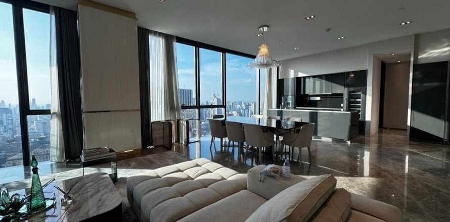 Condo in Watthana, Bangkok, Thailand, 3 bedrooms № 123903
