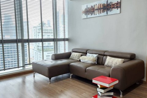 Condo in Khlong Toei, Bangkok, Thailand, 2 bedrooms  № 123907 - photo 3