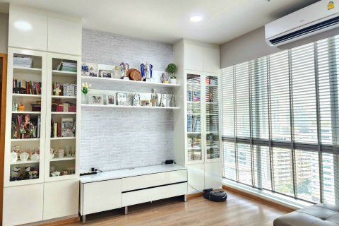 Condo in Khlong Toei, Bangkok, Thailand, 2 bedrooms  № 123907 - photo 4