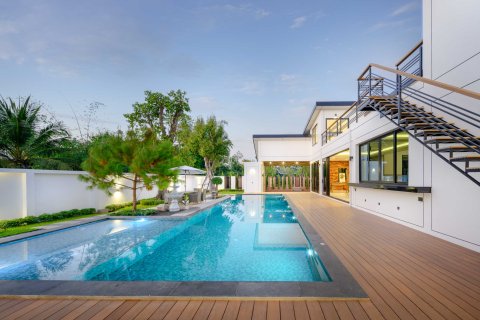 House in Chiang Mai, Thailand 5 bedrooms № 126096 - photo 23