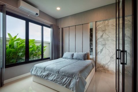 Villa in Pattaya, Thailand 3 bedrooms № 132785 - photo 7