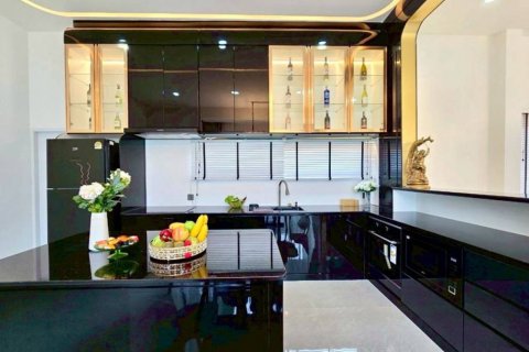 Maison à Pattaya, Thaïlande 3 chambres № 132780 - photo 7