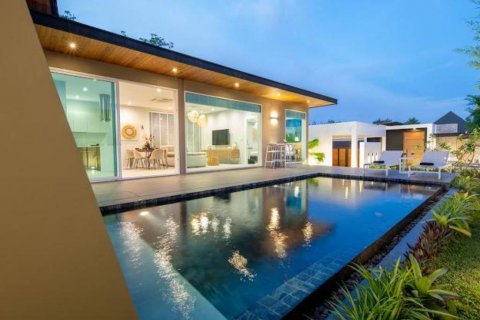 Villa in Krabi, Thailand 3 bedrooms № 132998 - photo 6