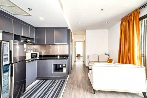 Condo in Bangkok, Thailand, 2 bedrooms  № 133000 - photo 7