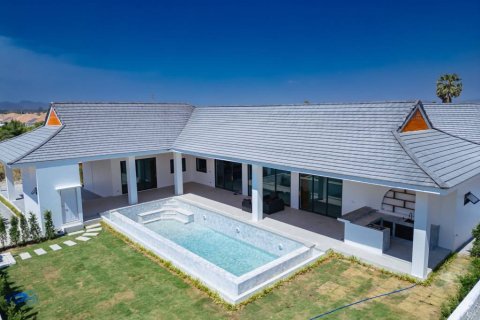 Villa in Hua Hin, Thailand 4 bedrooms № 120258 - photo 8