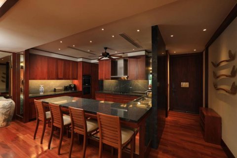 Condo in Kamala, Thailand, 3 bedrooms № 99695 - photo 8