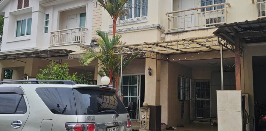 Дом в Бангкхэ, Бангкок, Таиланд с 3 спальнями № 142766