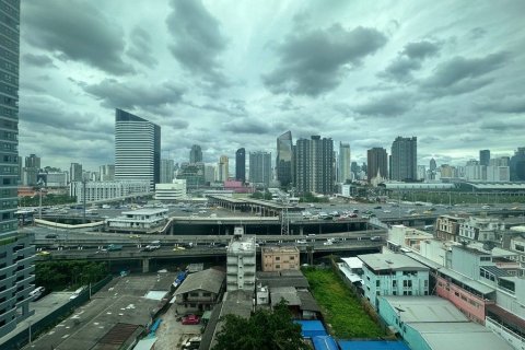 Studio in the Condo in Huai Khwang, Bangkok, Thailand  № 142768