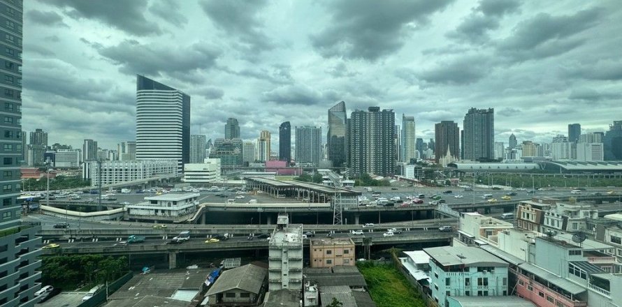 Studio in the Condo in Huai Khwang, Bangkok, Thailand № 142768